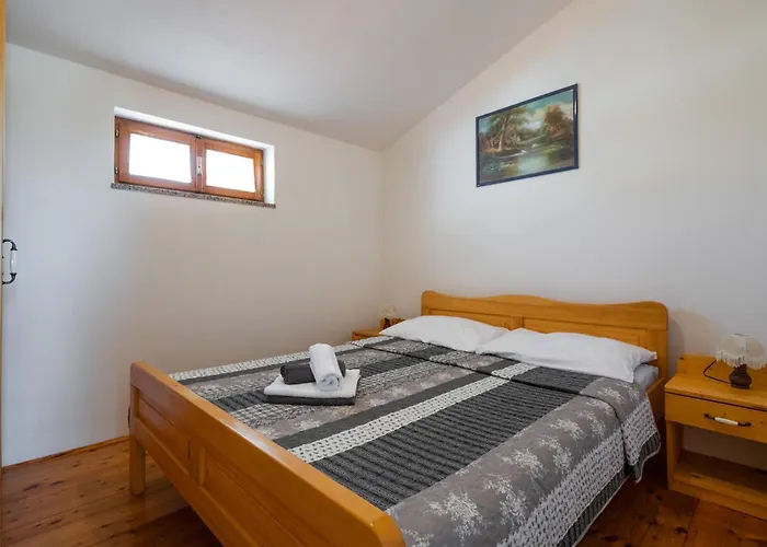 Holiday home In With Kitchen Barban