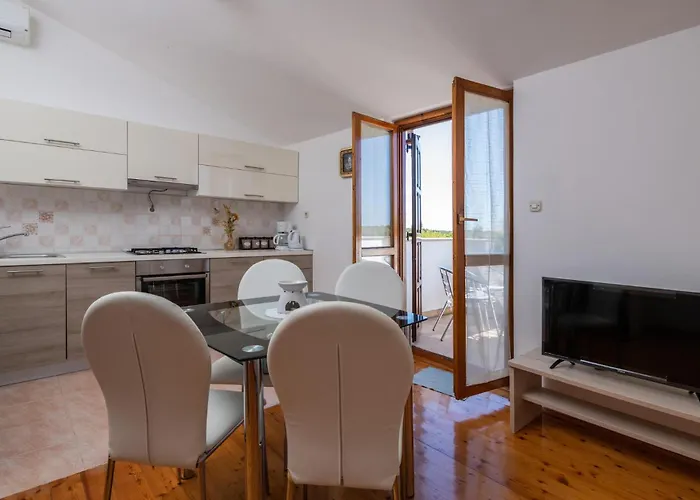 In With Kitchen * Barban