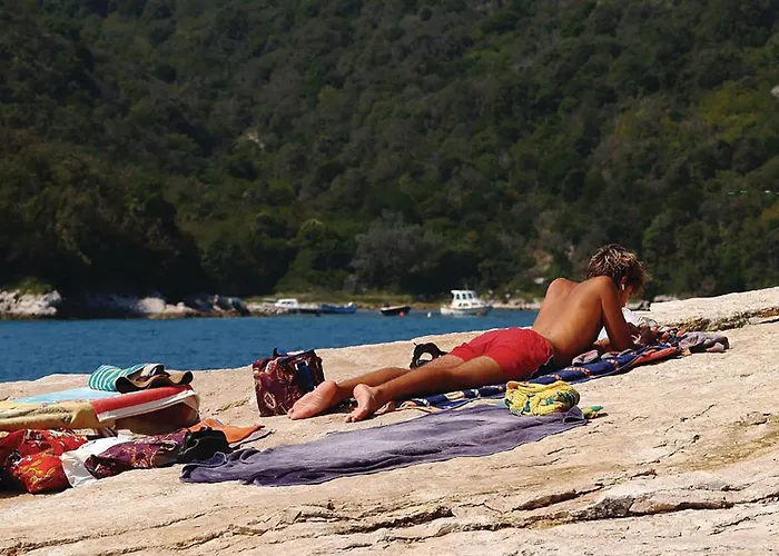 Holiday home In With Kitchen Barban