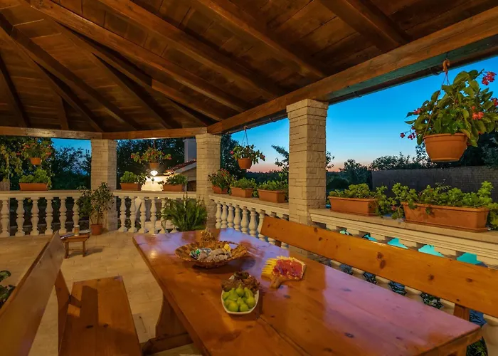 Holiday home In With Kitchen